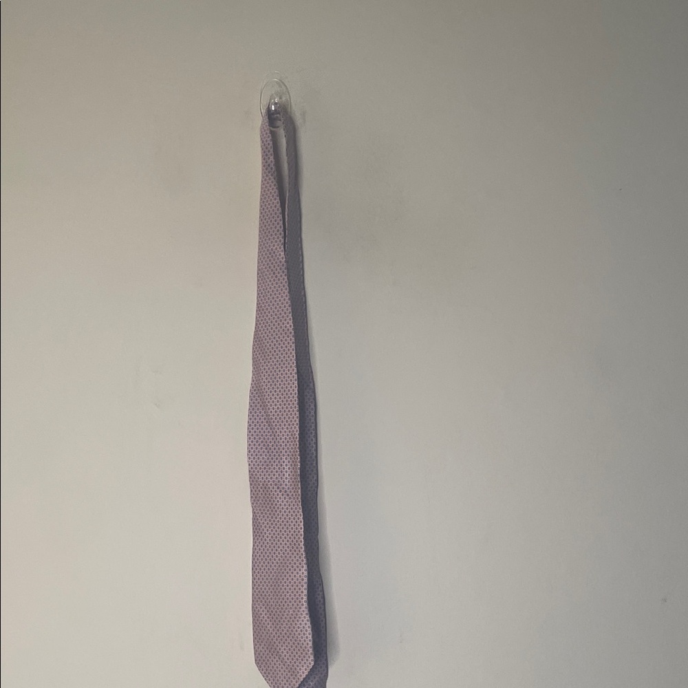 Roundtree & Yorke Lavender Patterned Tie